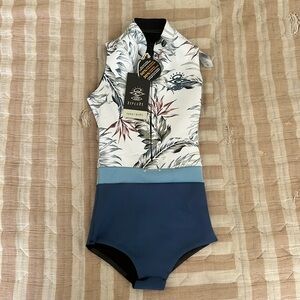 NWT Rip Curl spring suit 1mm size 4 XS